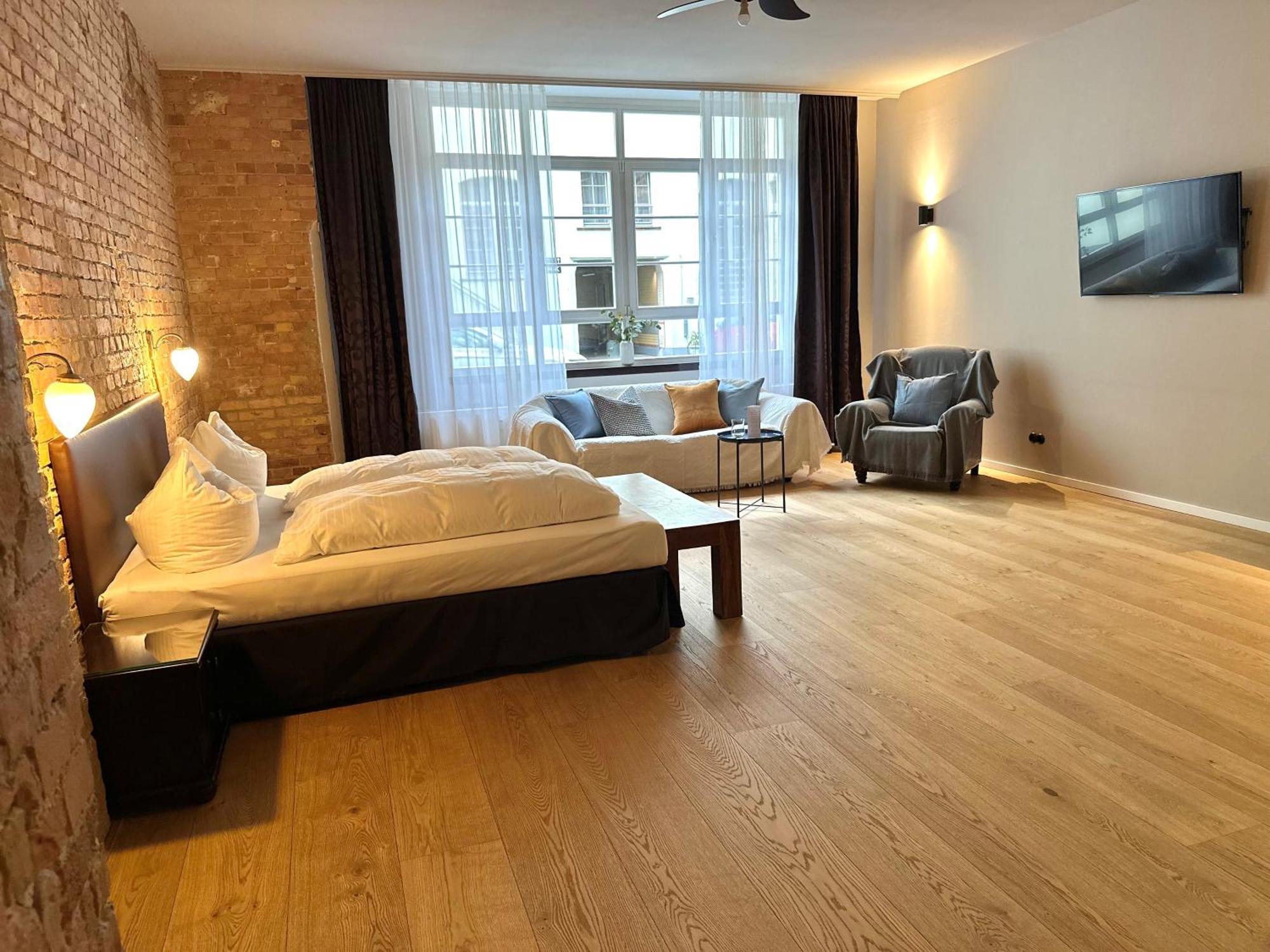Cinderella.Kreuzberg Hotel Berlin Luaran gambar