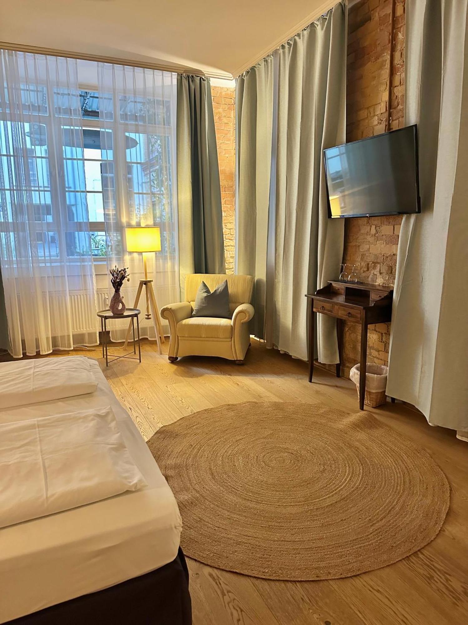 Cinderella.Kreuzberg Hotel Berlin Luaran gambar